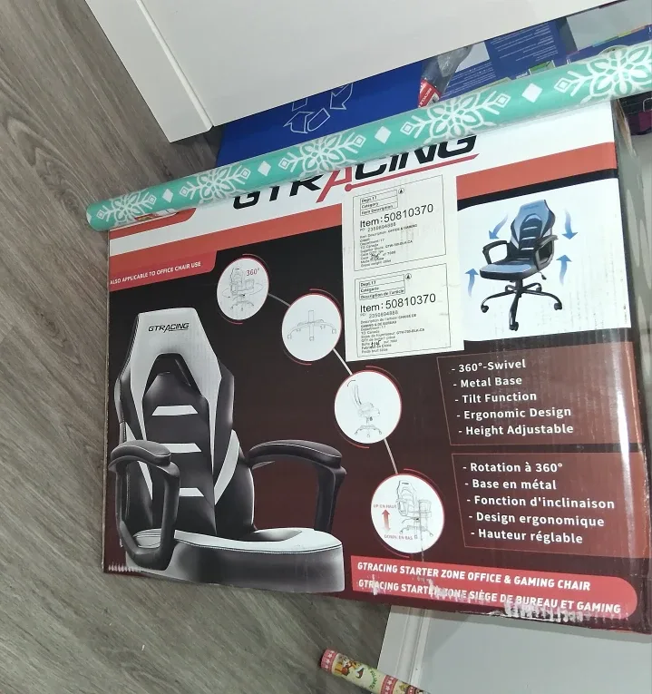 GT Racing Gaming Chair - Black and White image indicator(2)