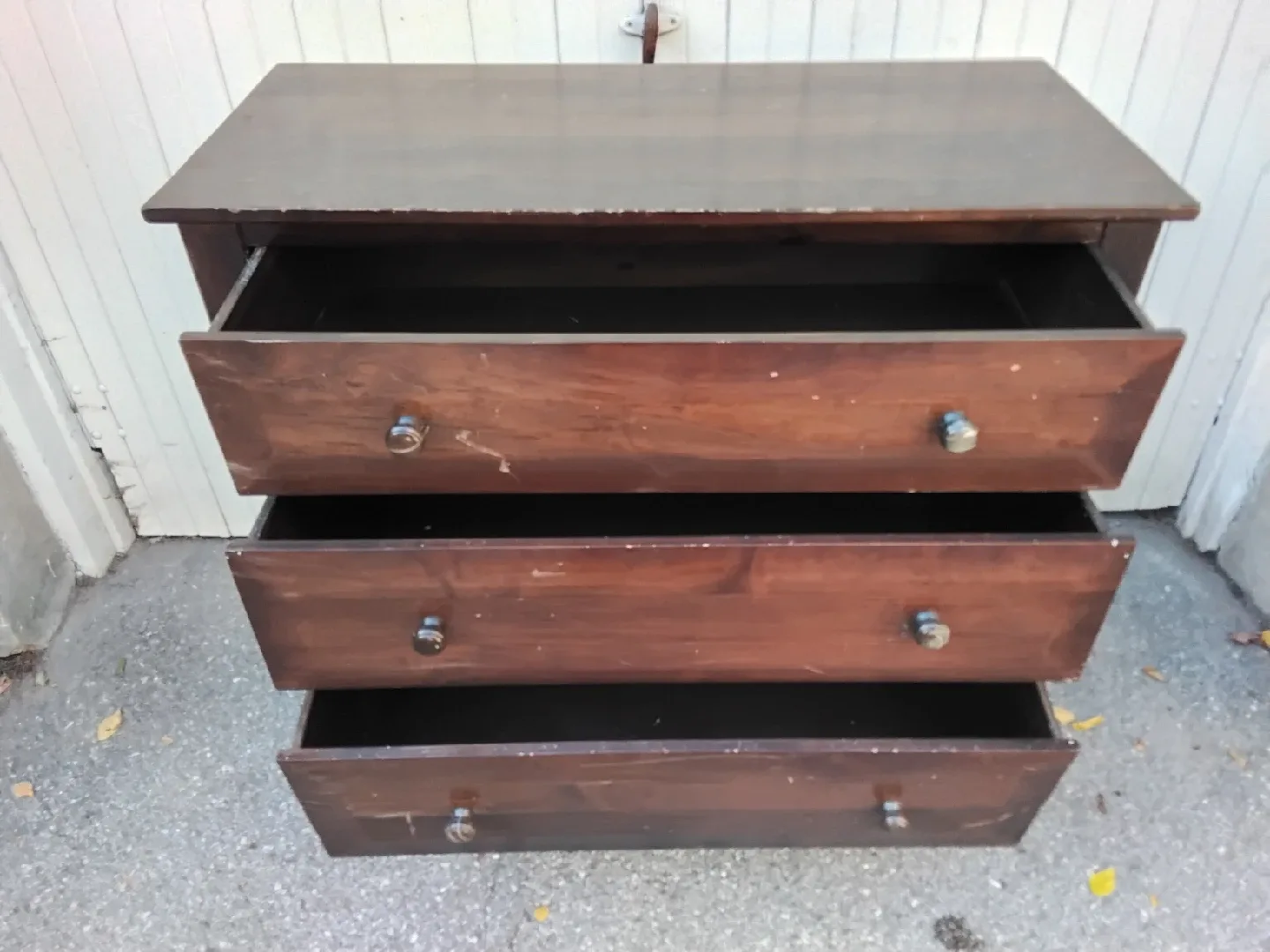 🗄👚 Dark Mahogany 3-Drawer Dresser 👚🗄 image indicator(4)