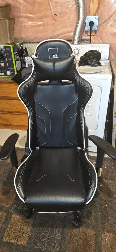 Gaming Chair - Black & White