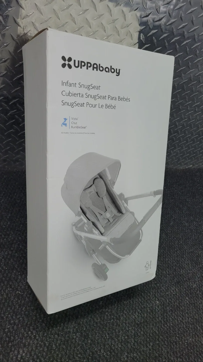 UPPAbaby Infant SnugSeat - New in Box! image indicator(4)