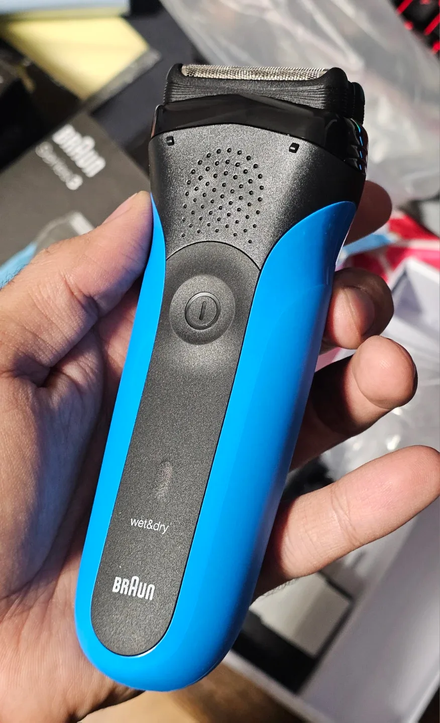Braun Series 3 310s Wet & Dry Electric Shaver - New image indicator(7)