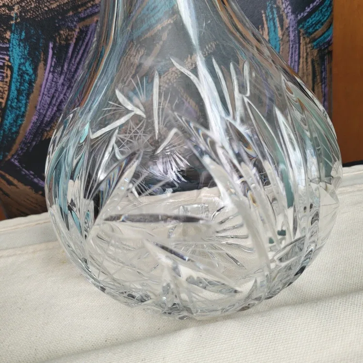 Crystal Glass Decanter image indicator(3)