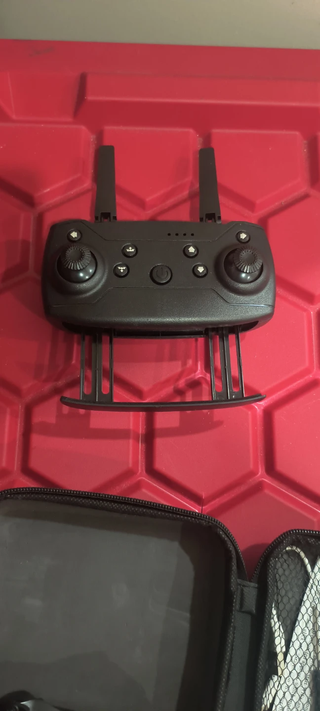 Foldable RC Drone with Case 🥕 - photo 4