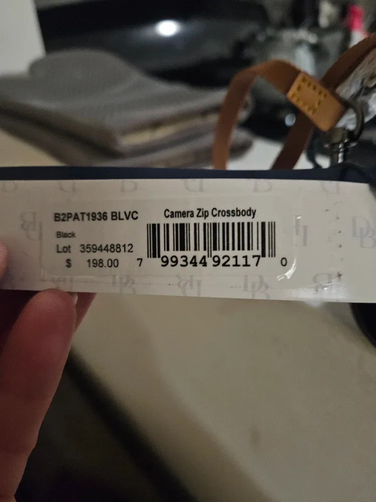 Dooney and Bourke cross body camera bag. image indicator(2)