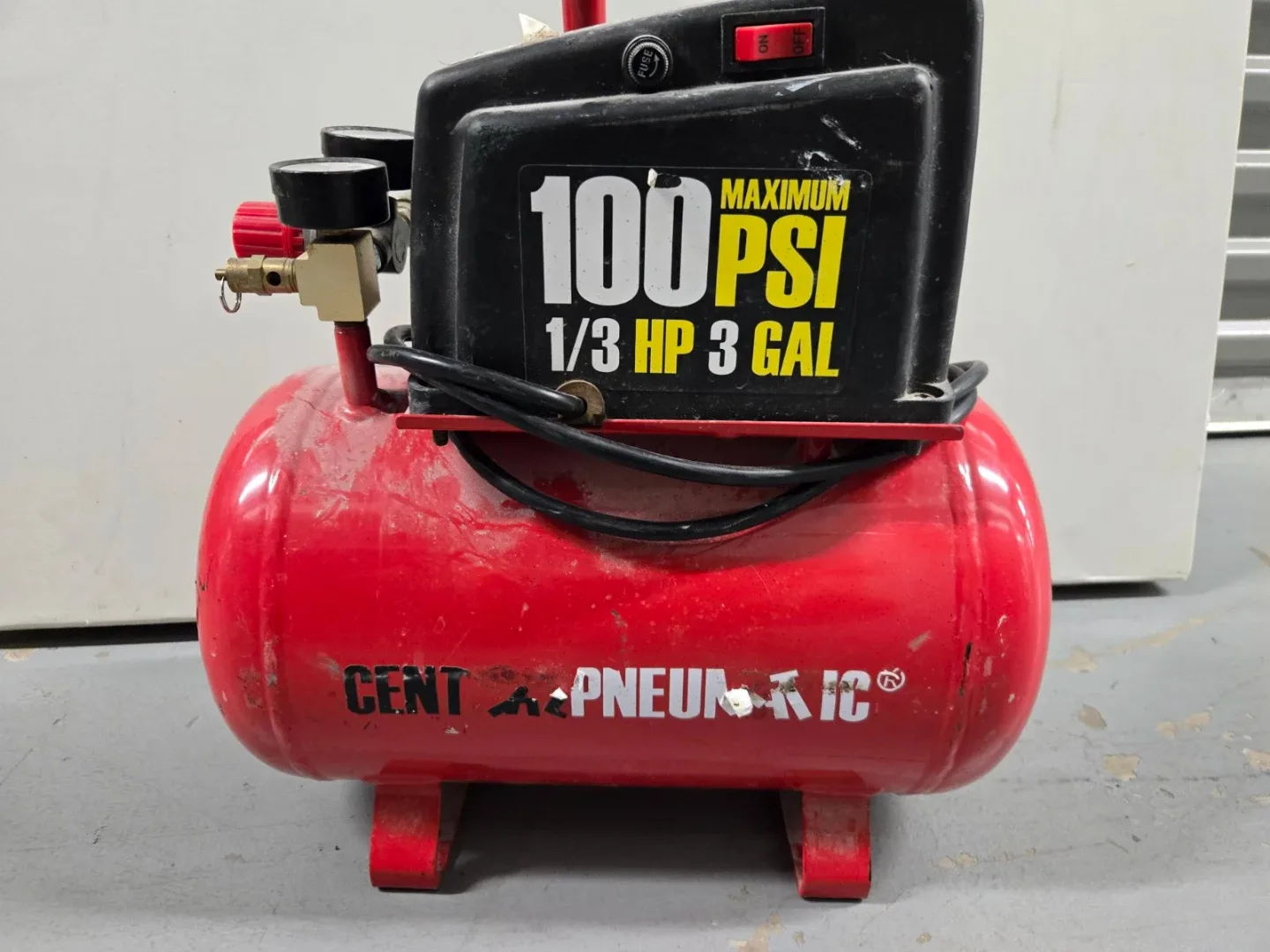 Central Pneumatic 3 Gallon Air Compressor