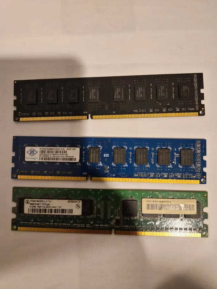 Mixed Lot of RAM Sticks image indicator(3)