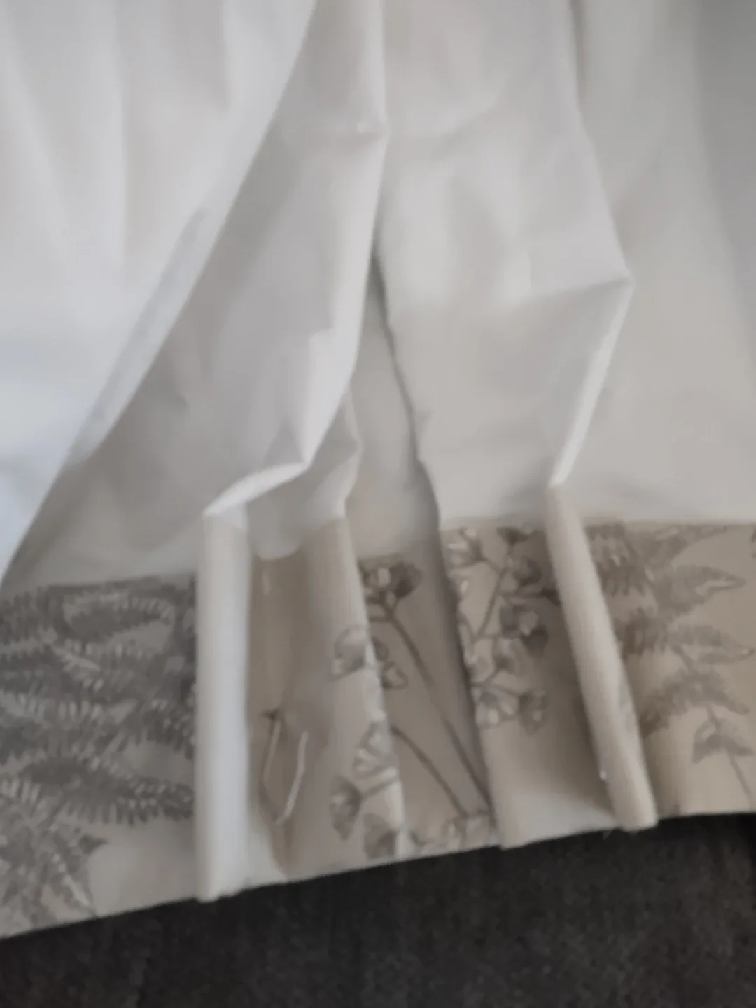 Curtains image indicator(2)