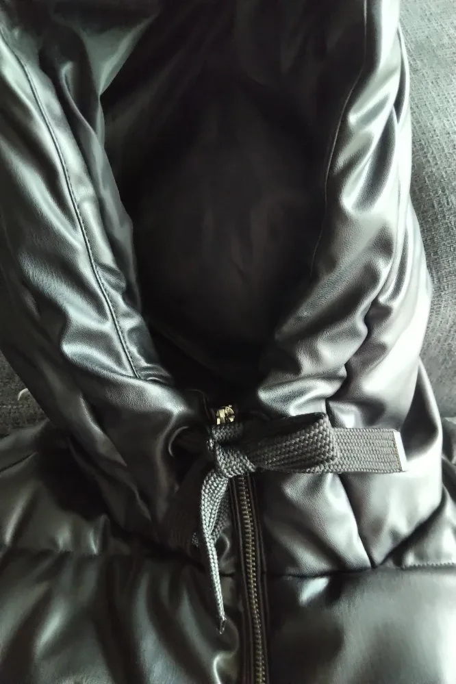 SWS Lux Puffer - Black, Size fits S-M image indicator(8)