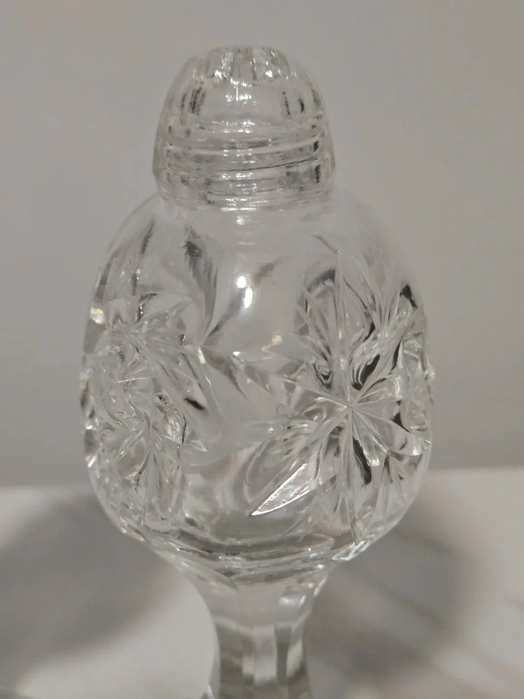 Crystal Belfor Lead Crystal Salt & Pepper Shakers image indicator(4)
