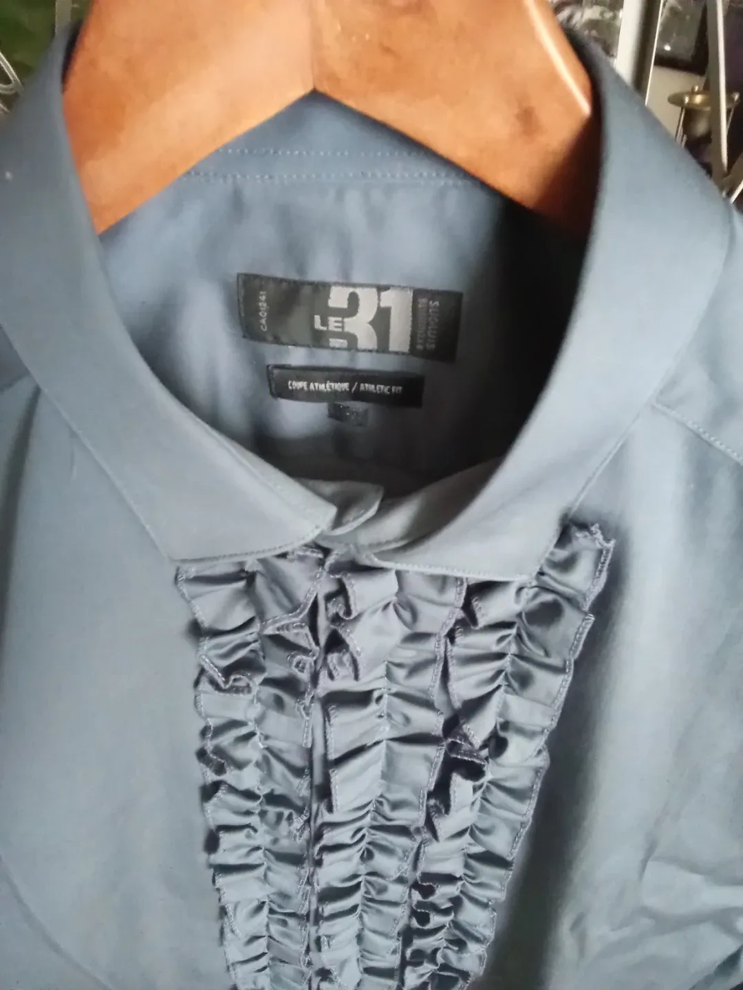 Le 31 Athletic Fit Ruffle-bib Dress Shirt image indicator(2)