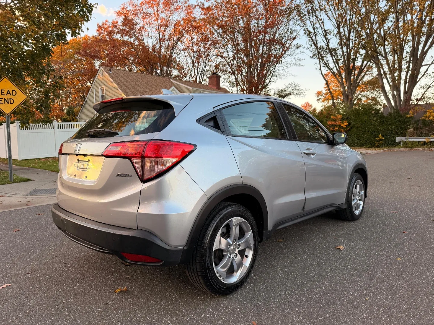 2017 Honda HR-V image indicator(6)