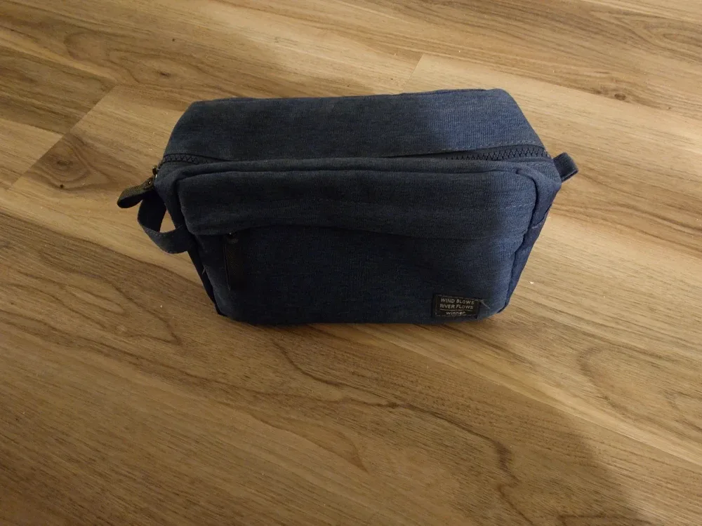 Ogio Black Wheeled Carryon Bag image indicator(4)