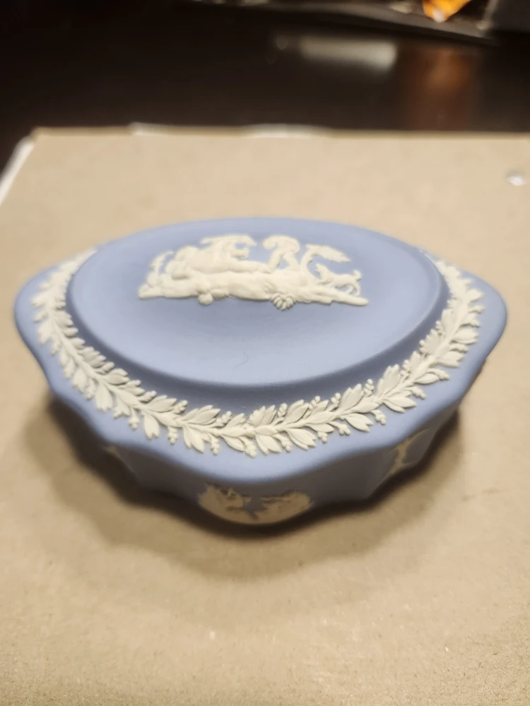 Wedgwood Jasperware Blue Trinket Box - photo 2