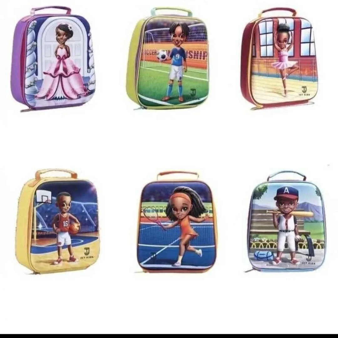 Embossed 3D Insulated Sports Lunch Bag Choose Your Character~ image indicator(2)