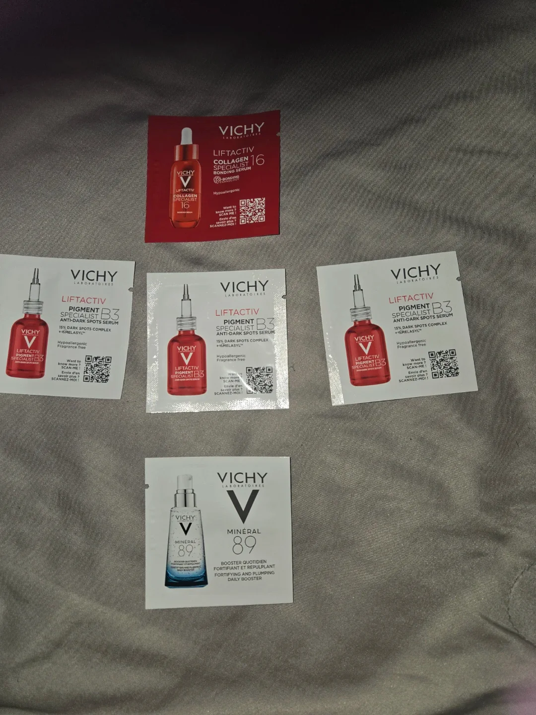 Vichy Skincare  Travel Set