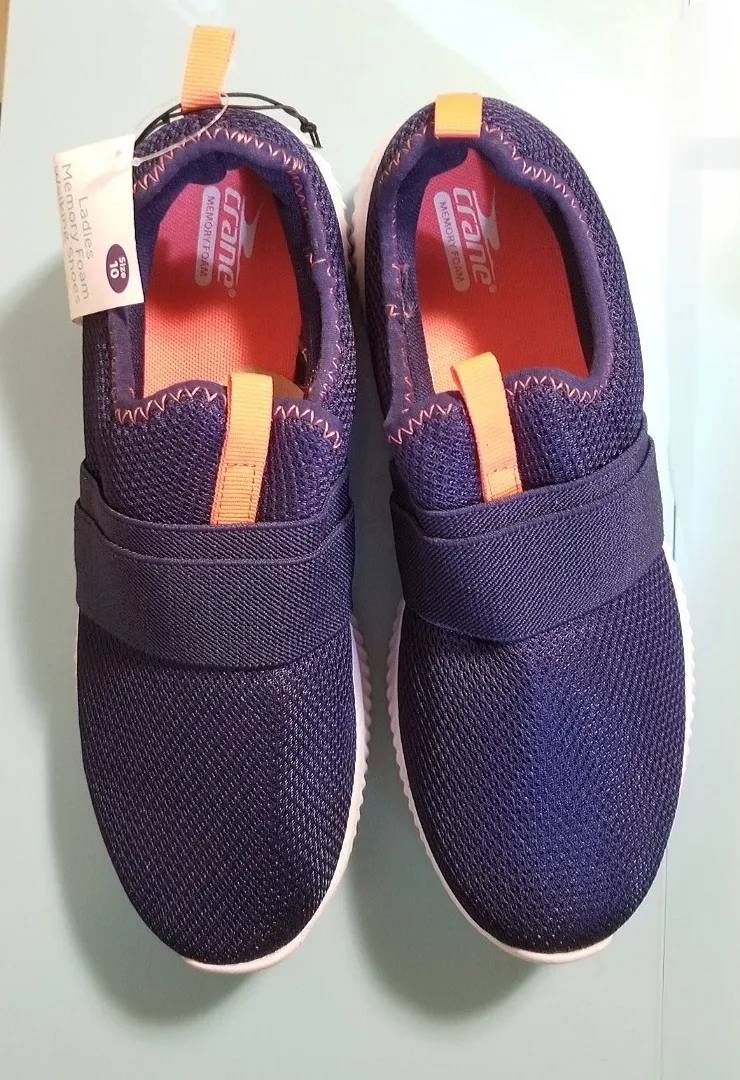 NWT Women's Memory Foam Walking Shoes image indicator(2)