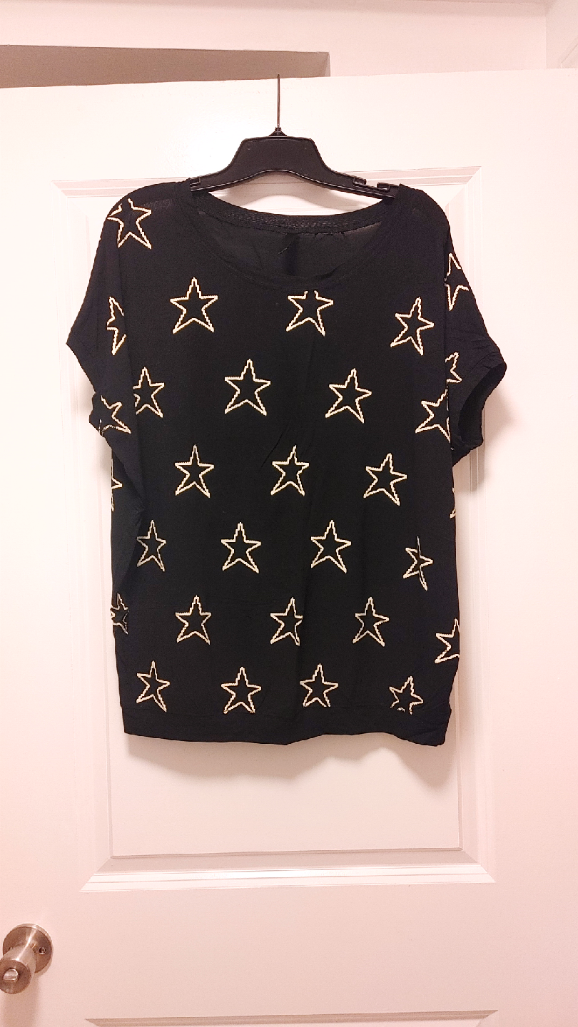Black Star Print T-Shirt size Large