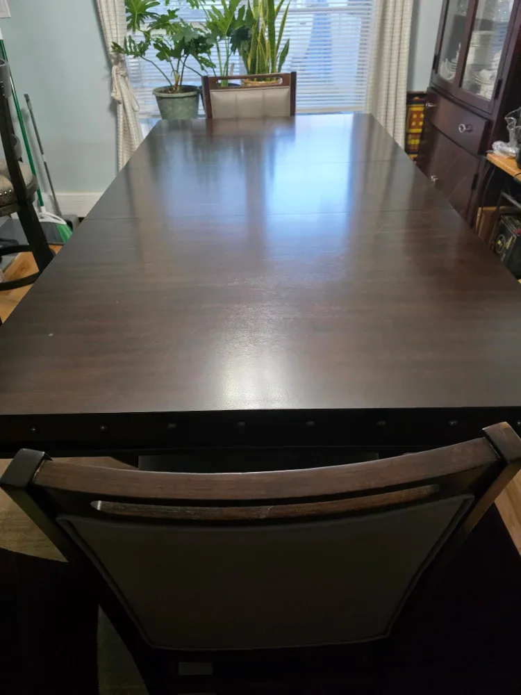 Dining Table with 2 Chairs image indicator(4)