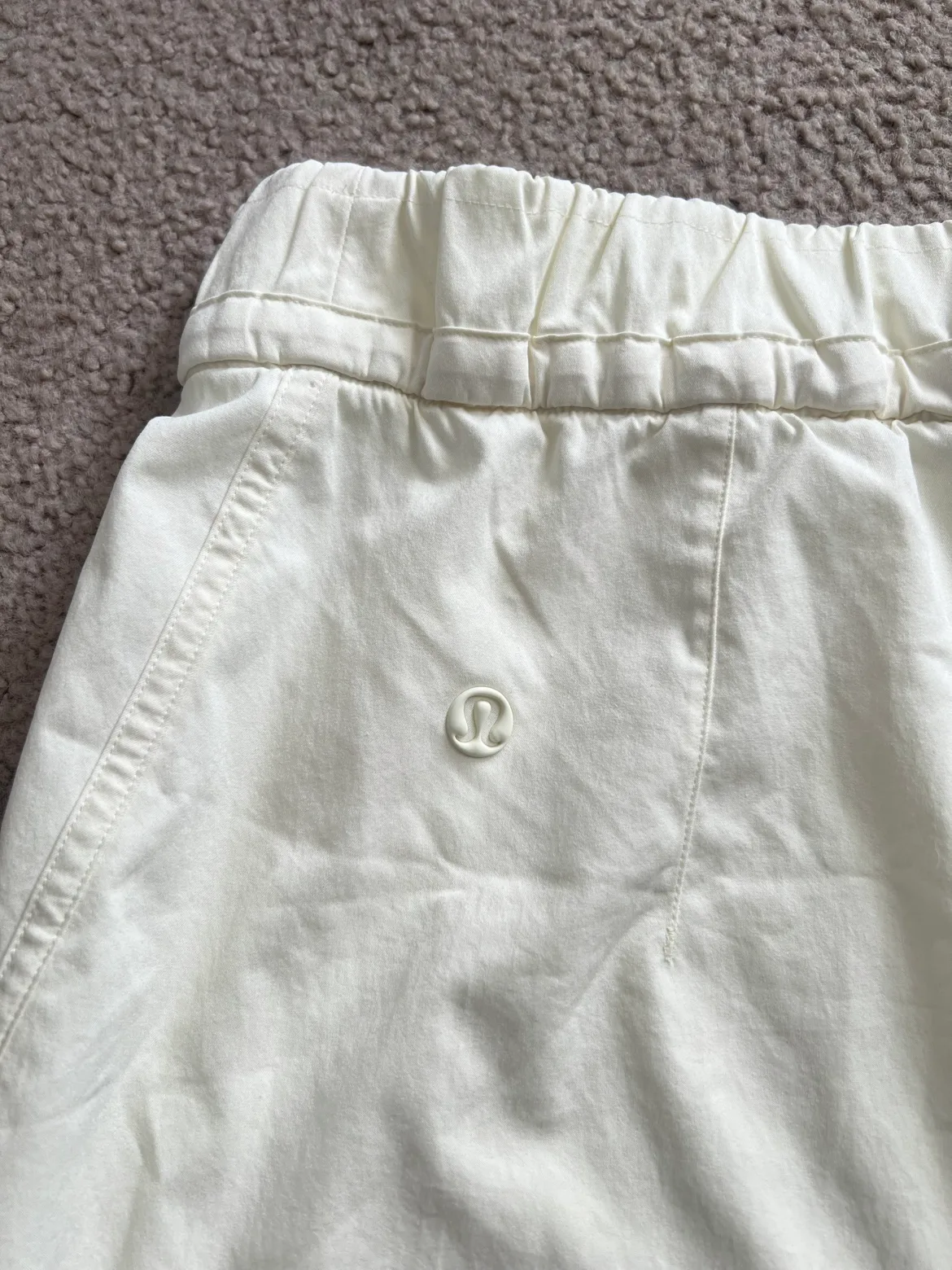 Lululemon Cinchable Waist High-Rise Woven Short image indicator(9)