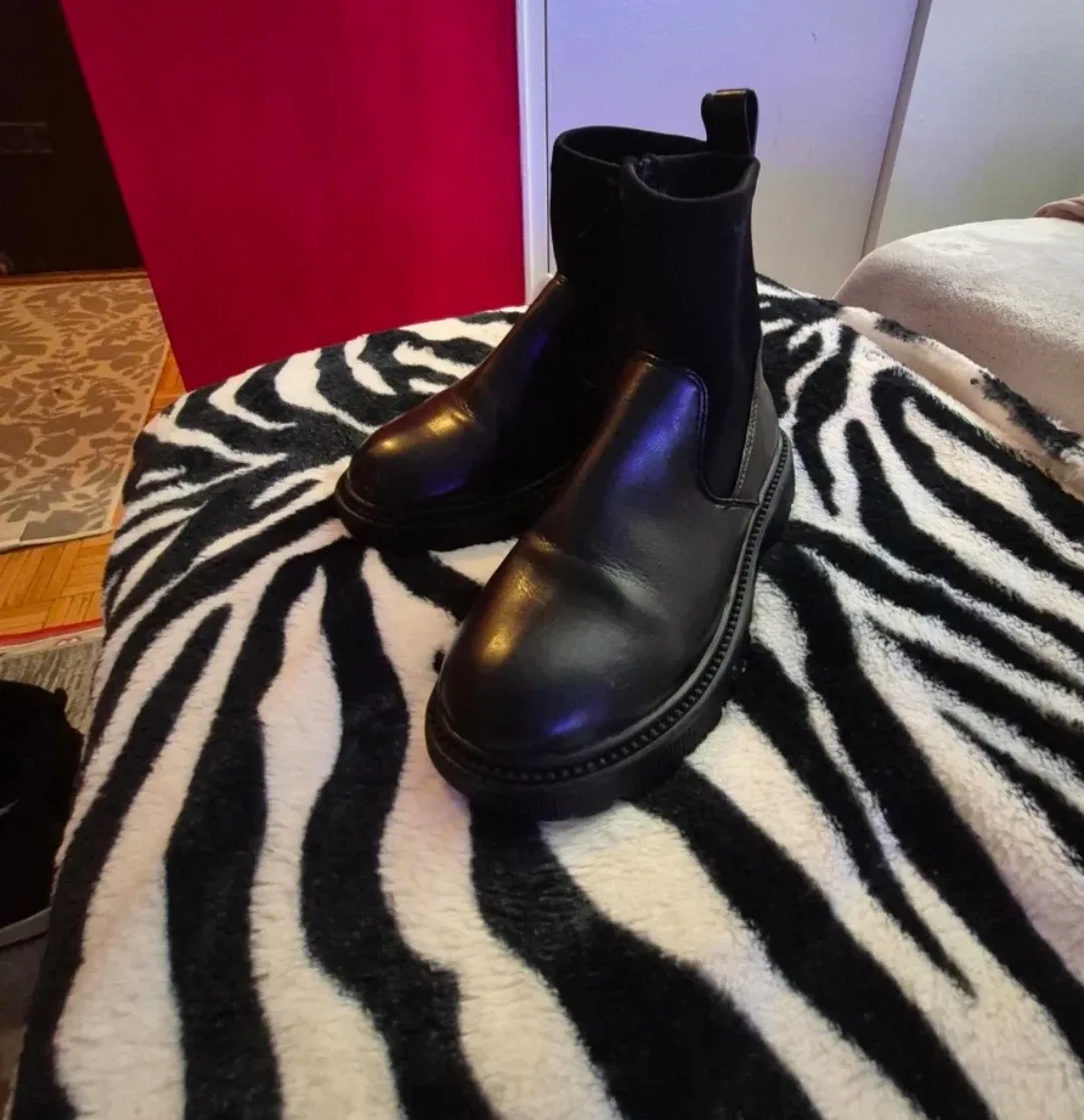 Girl's Black Bebo Ankle Boots image indicator(2)