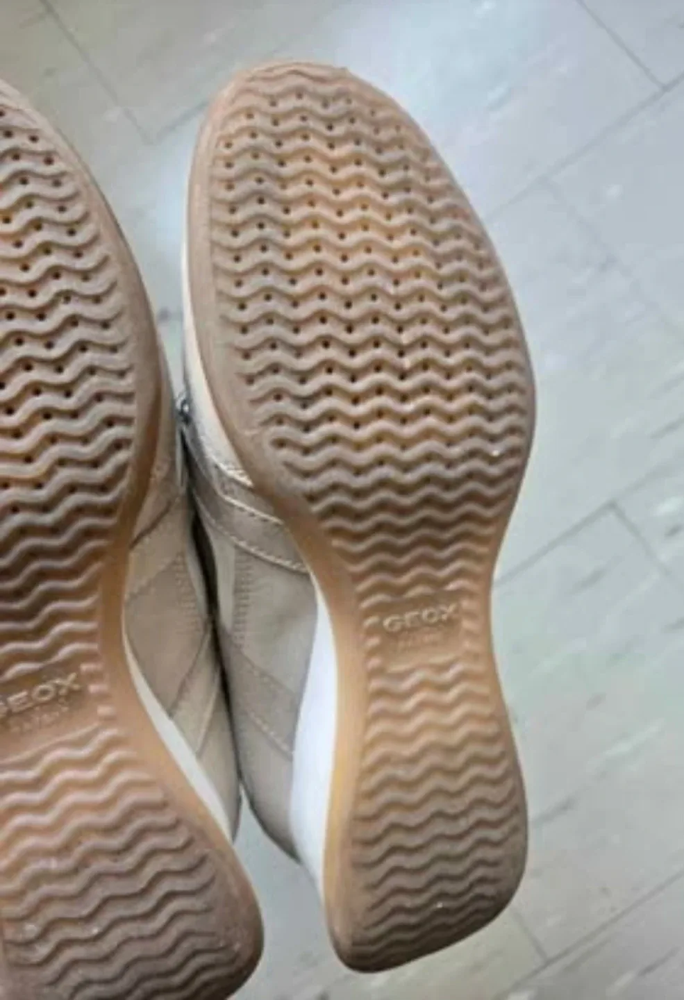 Size 7 Women, Geox Beige Wedge Sneakers image indicator(3)