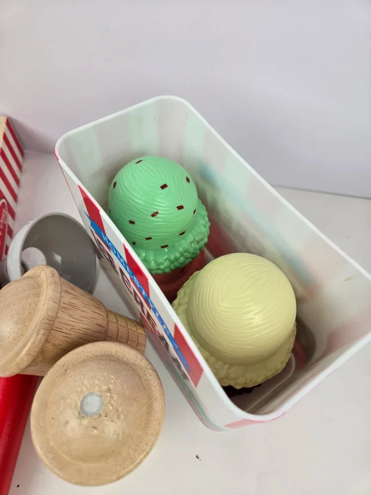 Melissa and Doug wooden toy set pizza and icecream image indicator(7)