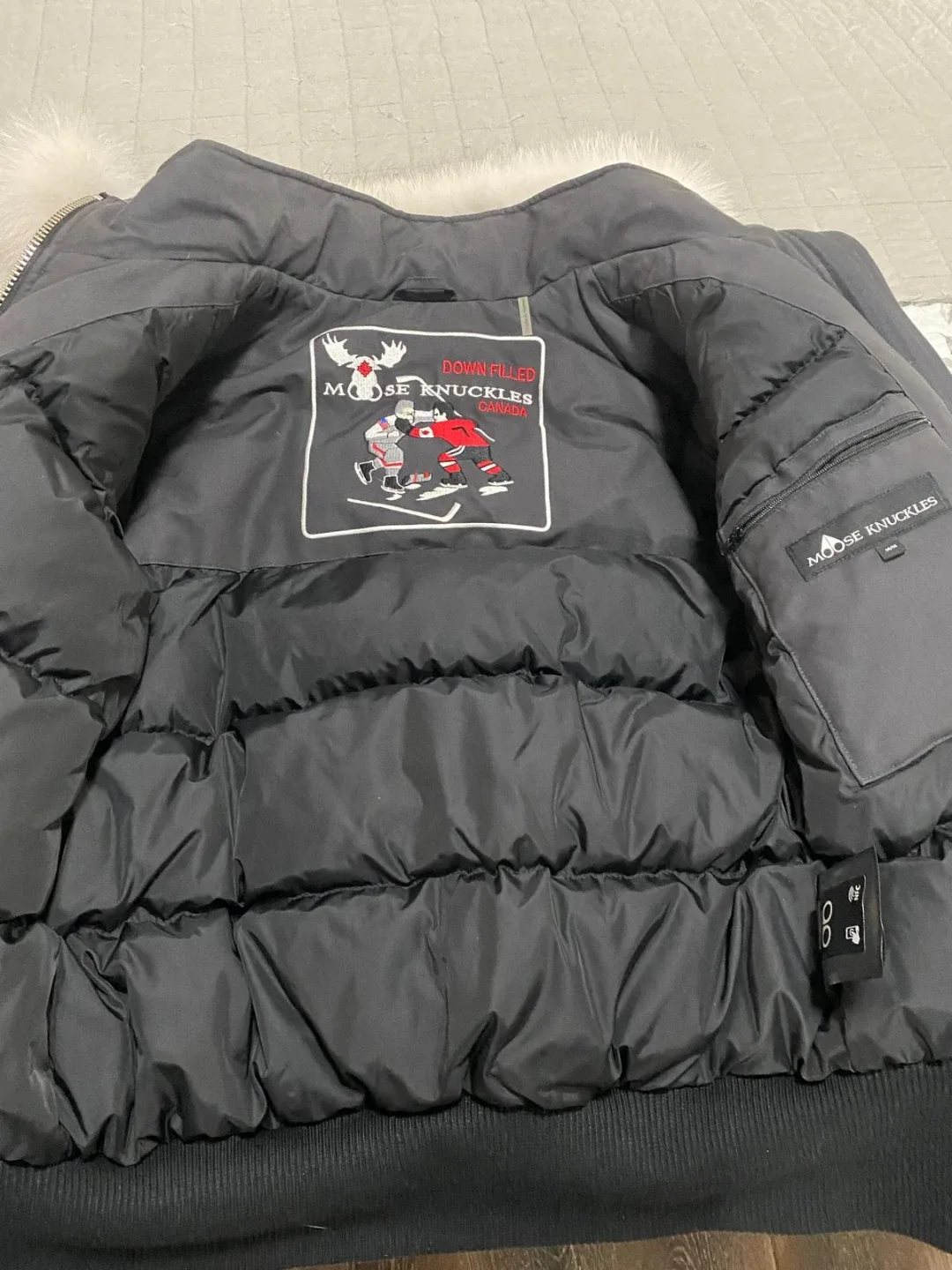 Moose Knuckles Bomber Jacket - Size M/M image indicator(4)