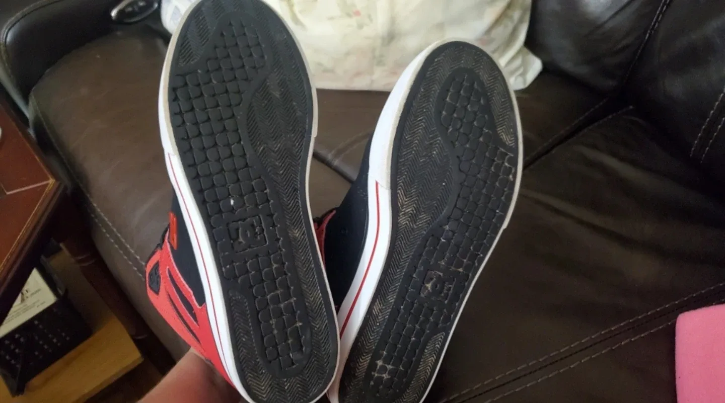 DC Shoes High-Top Sneakers - Red & Black image indicator(4)