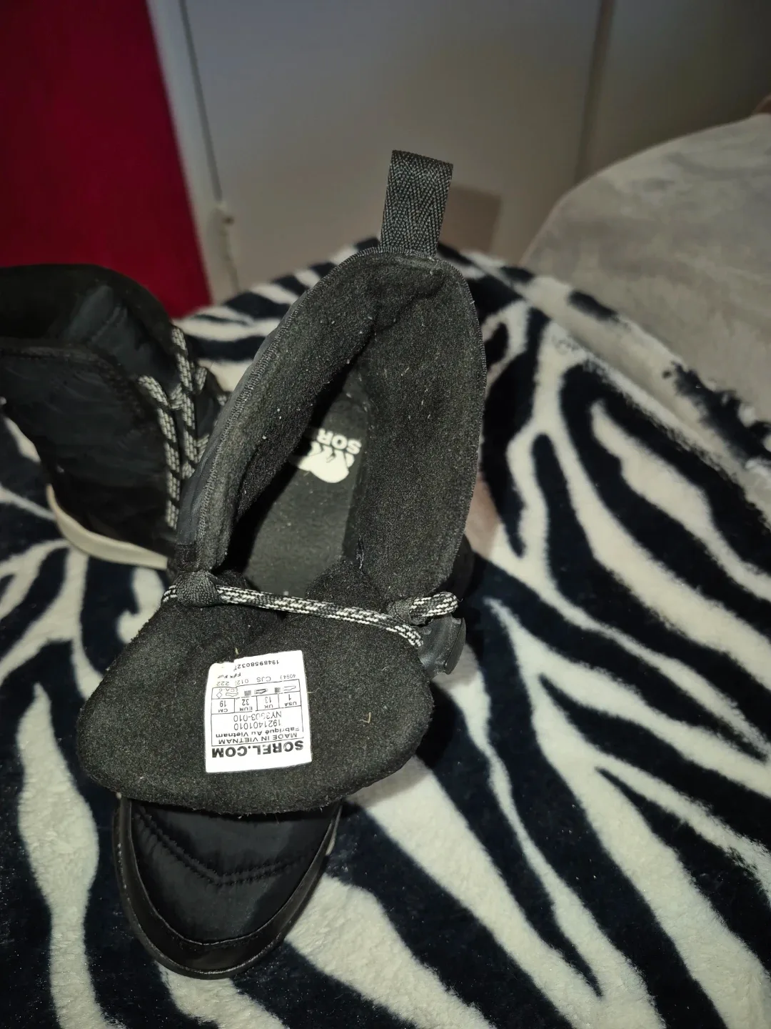 Sorel Black Winter Boots image indicator(5)