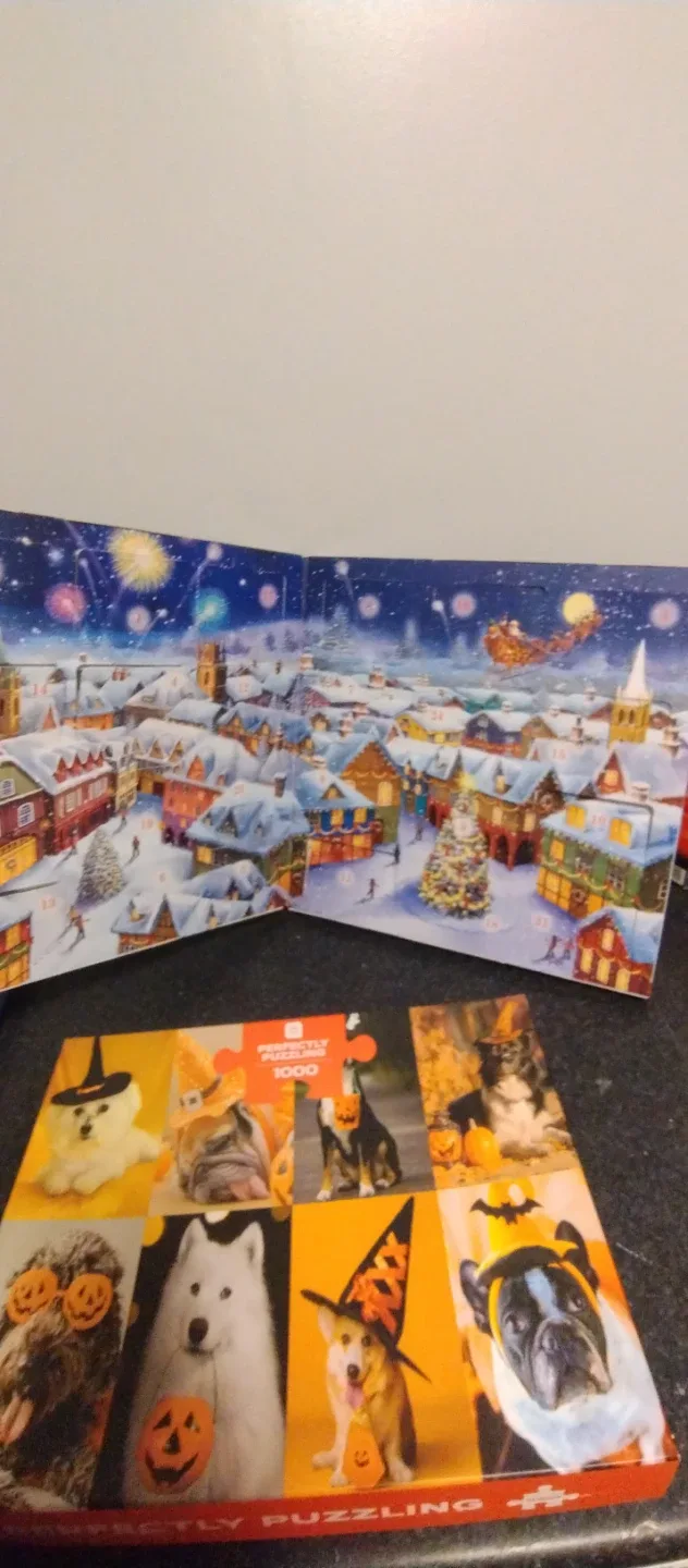 Christmas and Halloween puzzles image indicator(5)