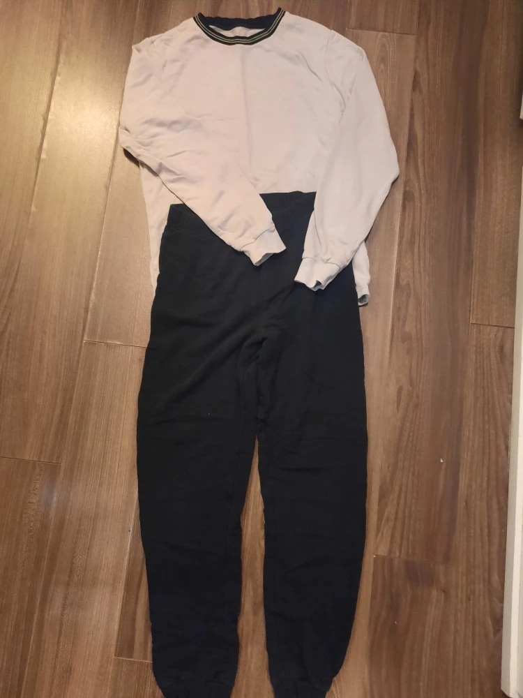 $10 Uniqlo pajama set kids size 14 - photo 2