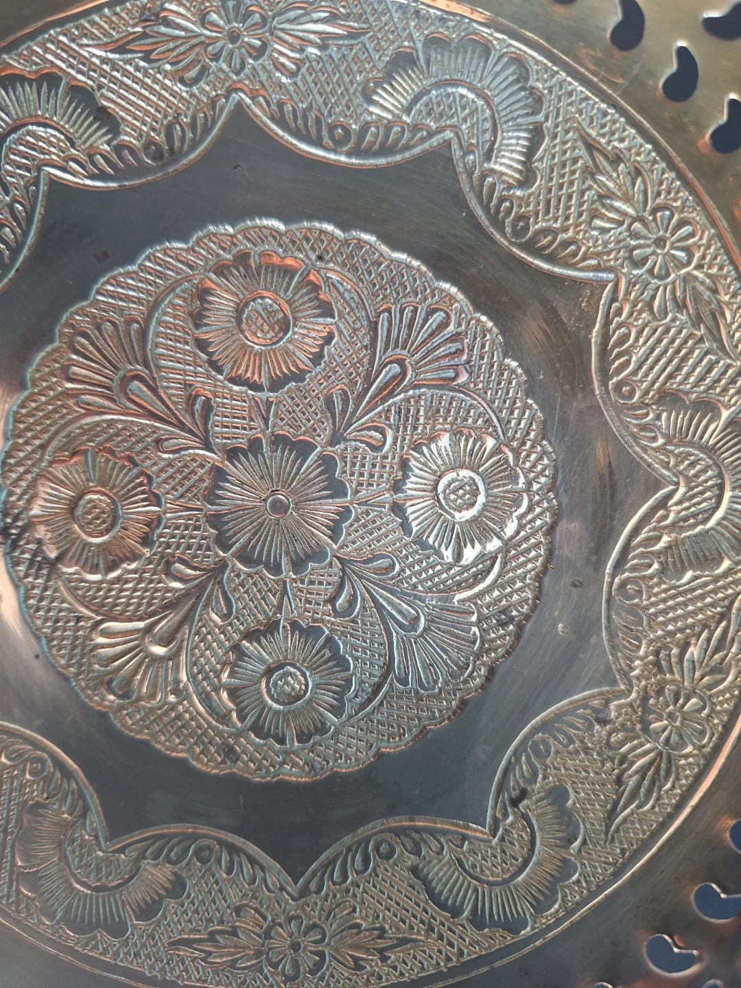 Vintage Pedestal  Brass Fruit Bowl with Floral Design image indicator(6)