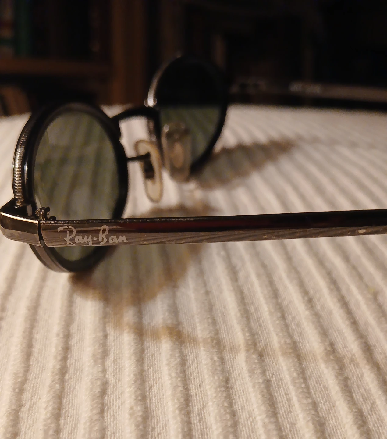 RAY-BAN... the king of sunglasses. - photo 2