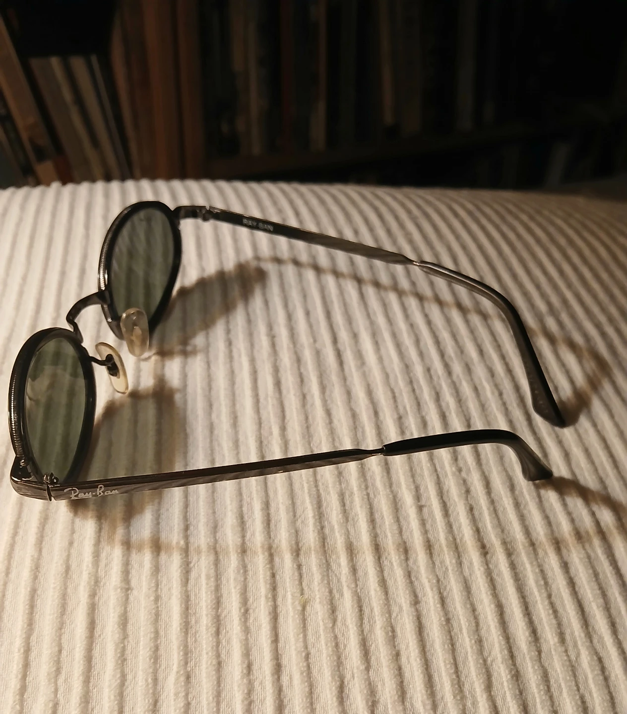 RAY-BAN... the king of sunglasses. - photo 3