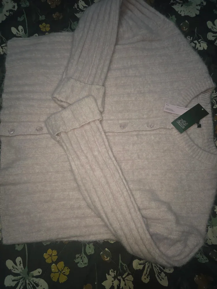 New Wild Fable Cardigan - Size XXL image indicator(3)