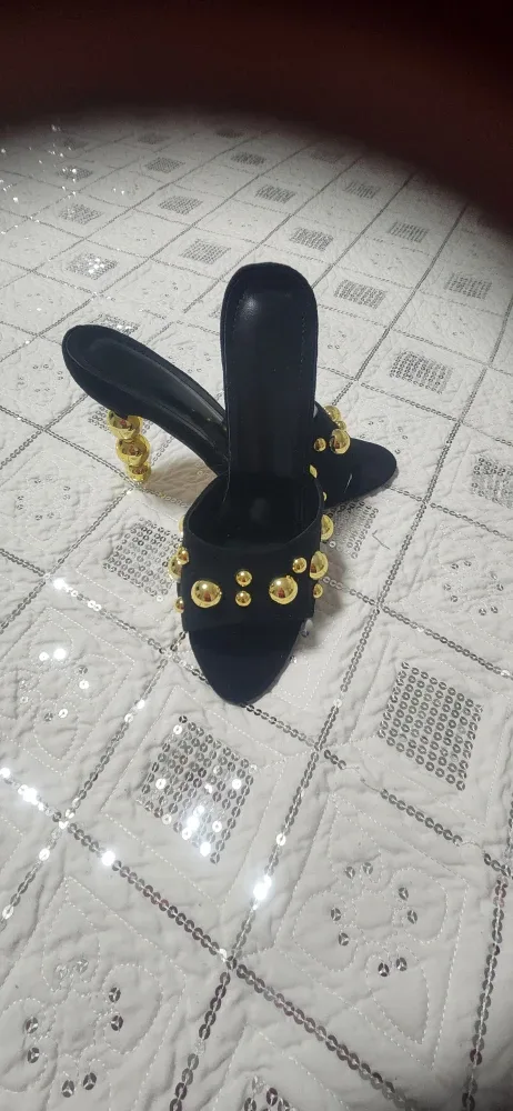 Black Heels - Size 39 image indicator(2)