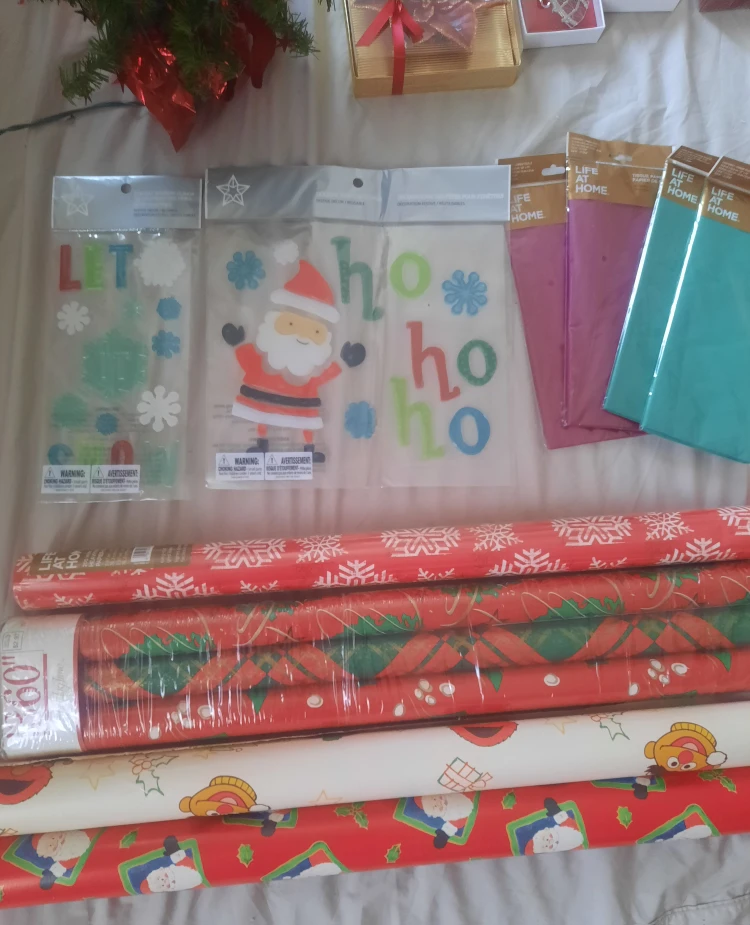 Christmas Gift Wrap & More - photo 2