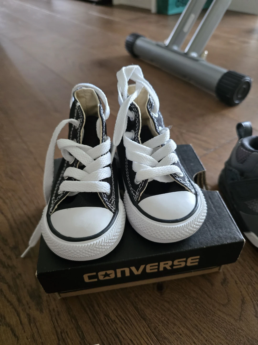 [BRAND NEW] Baby Shoes - Gap, Converse, Jordan - photo 5
