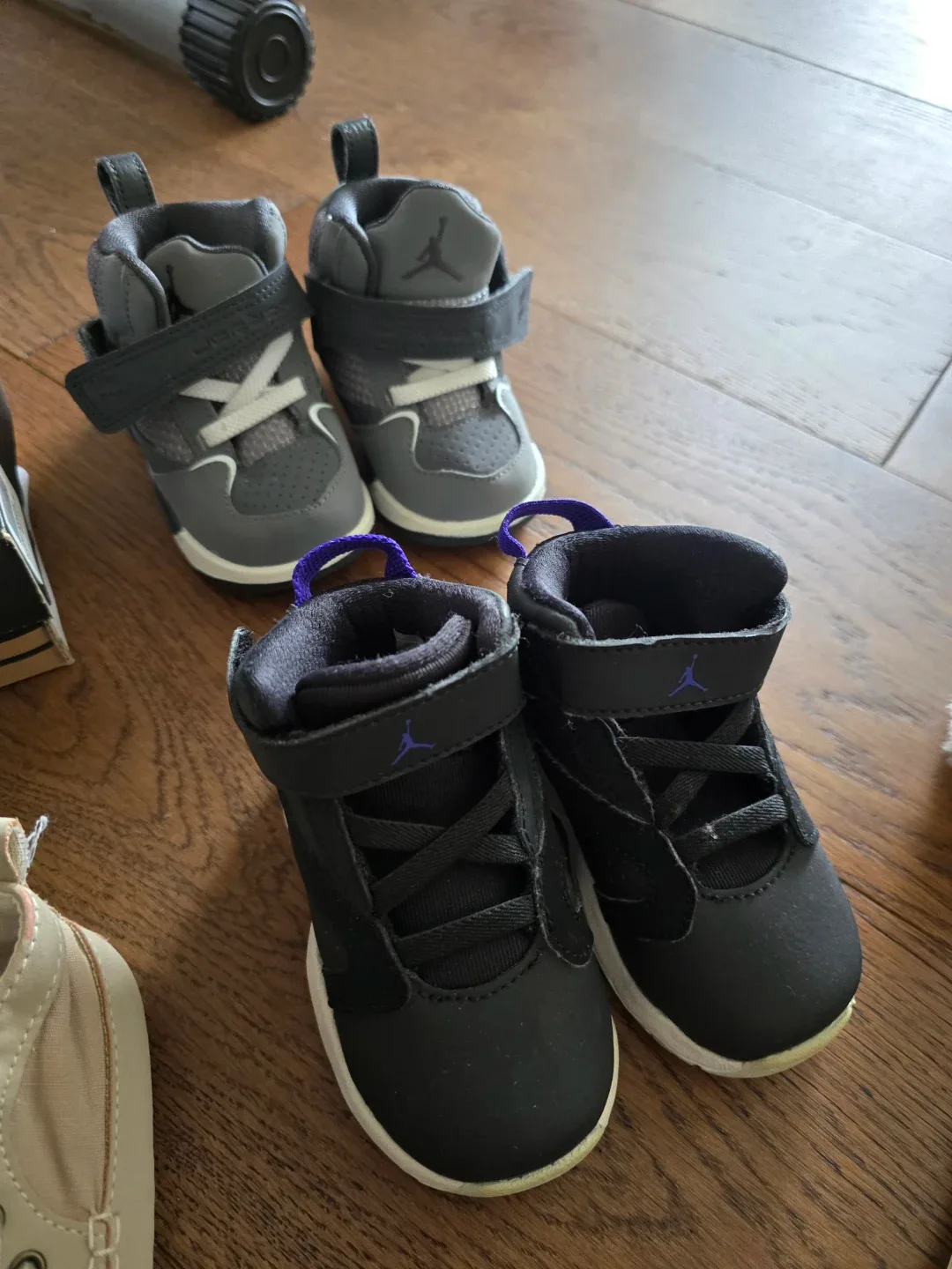 [BRAND NEW] Baby Shoes - Gap, Converse, Jordan image indicator(8)