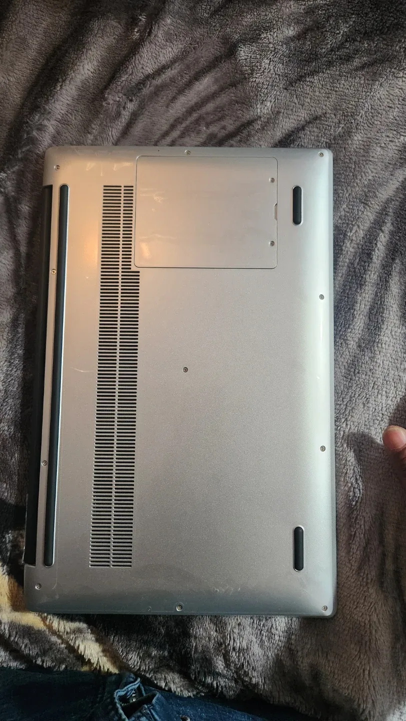 Silver Intel Laptop image indicator(3)