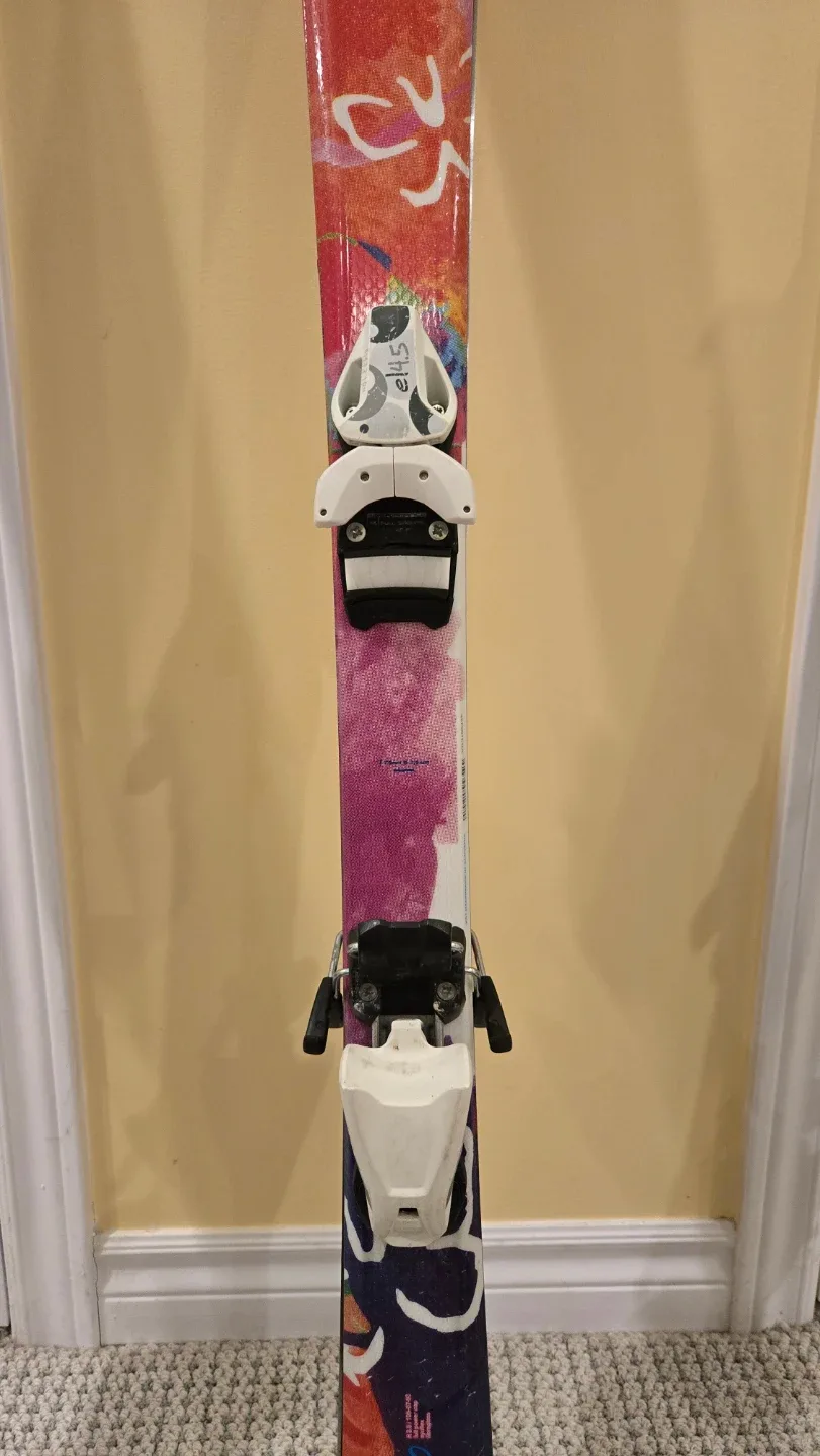Elan Skis 120cm & Lange Ski Boots 23.5cm image indicator(3)