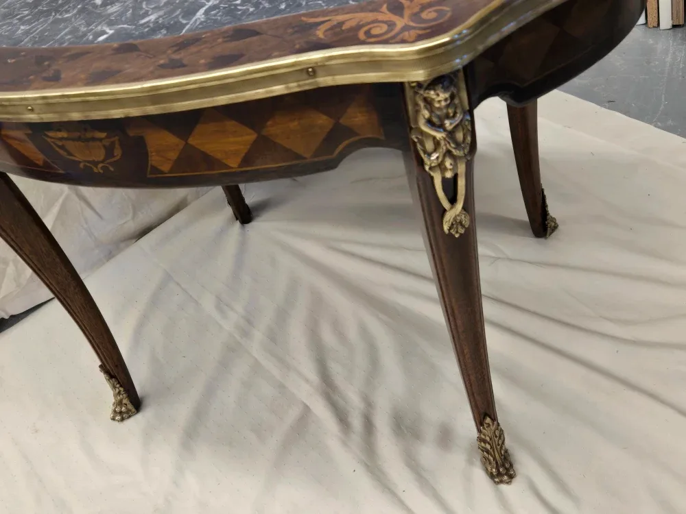 Antique Marble Top Oval Coffee Table image indicator(3)