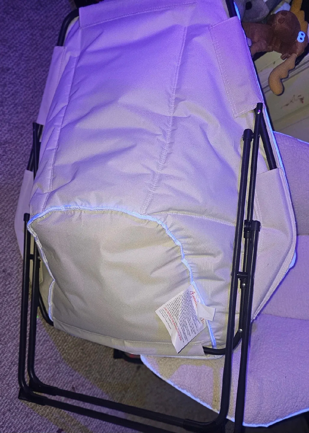 Hexagon Chair - Cozy & Stylish 🥕 image indicator(2)