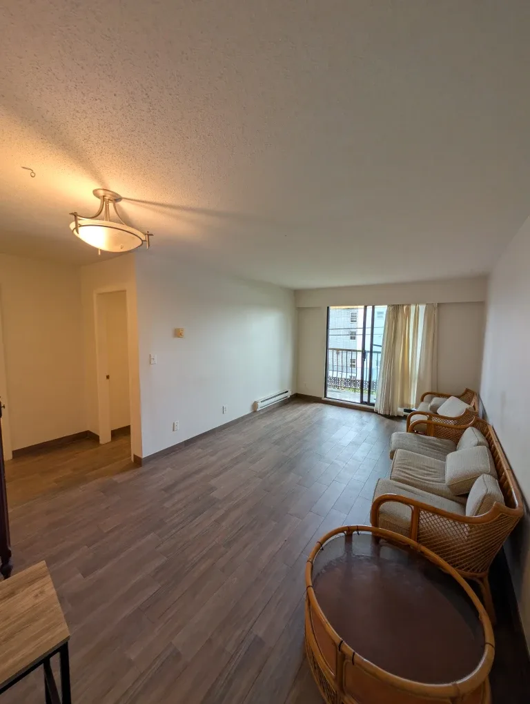 1 Bed 1 Bath - Apartment image indicator(6)