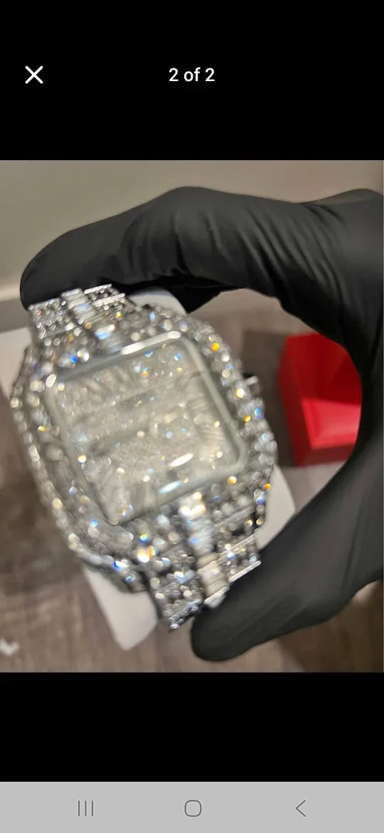 Moissanite Watch image indicator(2)