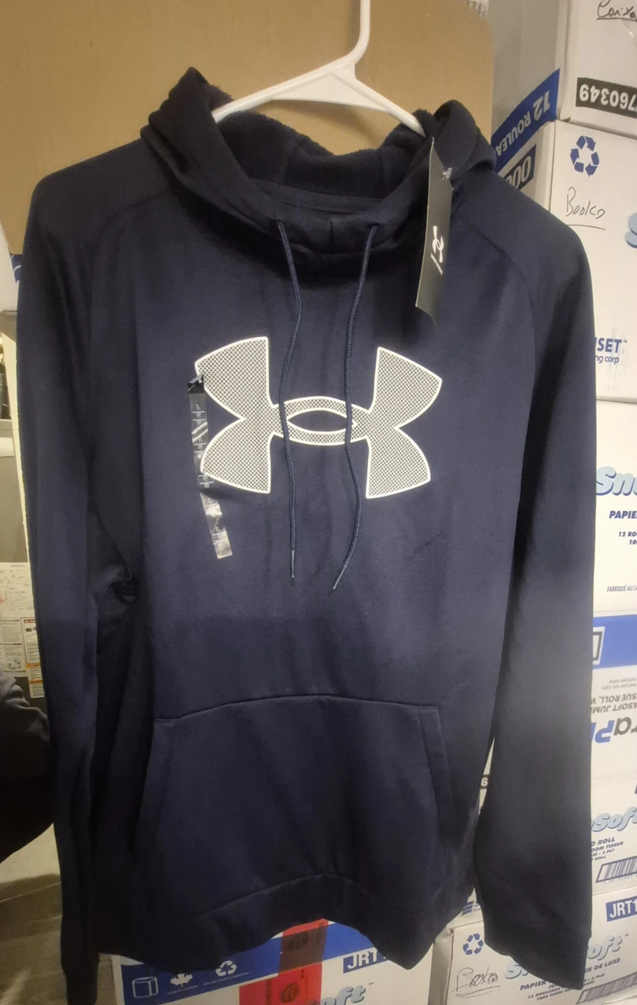 Under Armour Hoodie - Size L NEW