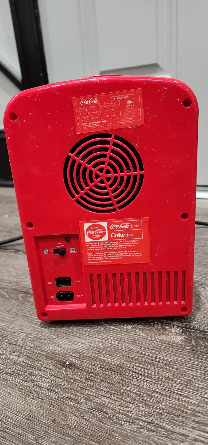 Coca-Cola Mini Fridge by Koolatron image indicator(3)