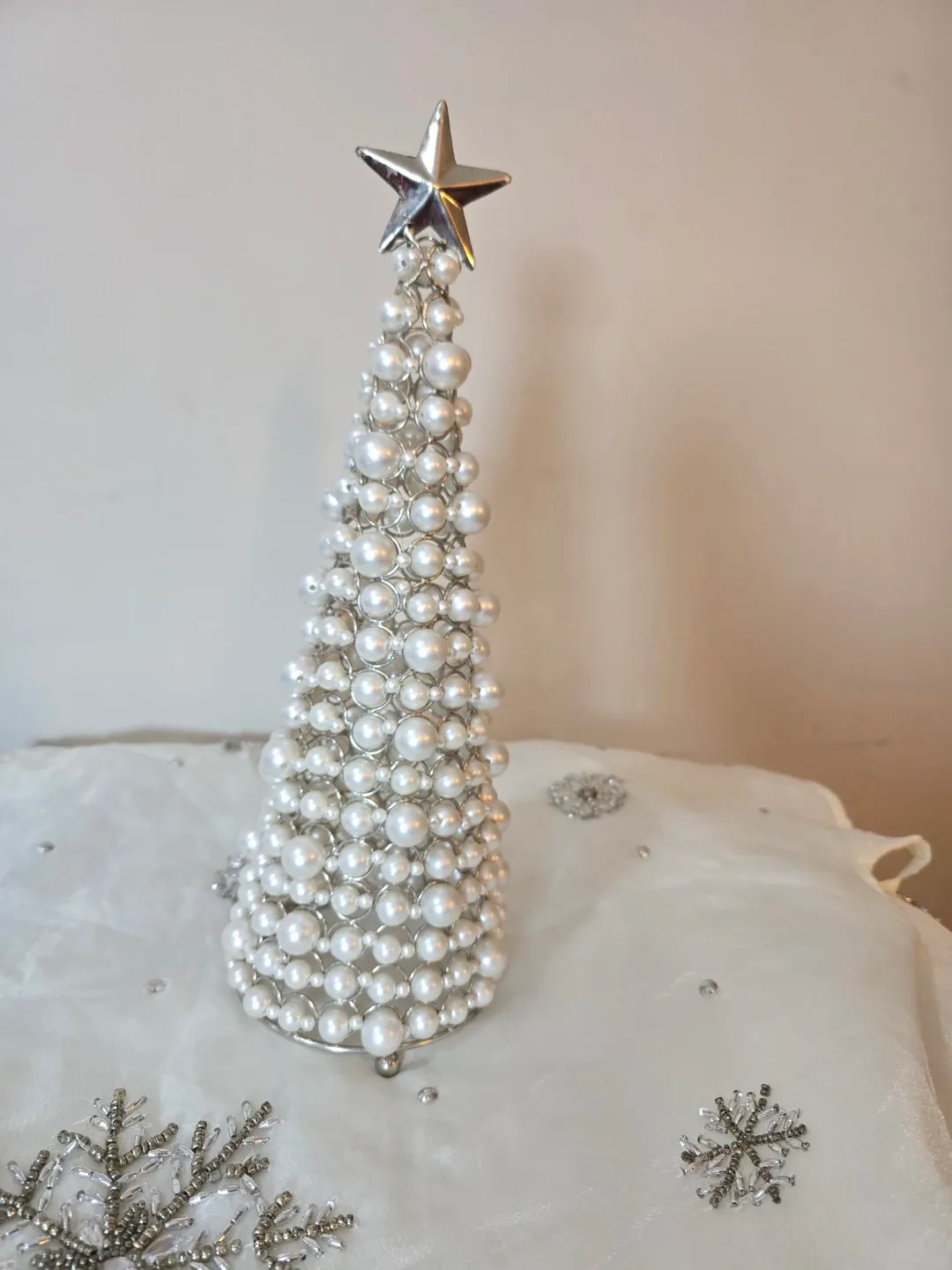 Pearl Christmas Tree Decoration thumbnail