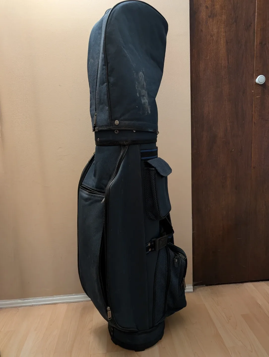 Set of Golf club-Wilson Pro Staff Graphite - Midsize + golf bag image indicator(4)