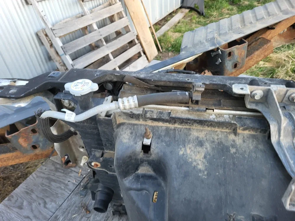 f150 parts  2004 to 2014 call 780-231 3960 image indicator(8)